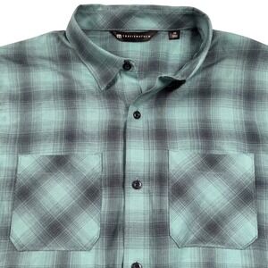Travis Mathew Cloud Flannel Shirt Mens Medium Blue Plaid Long Sleeve 1MZ383